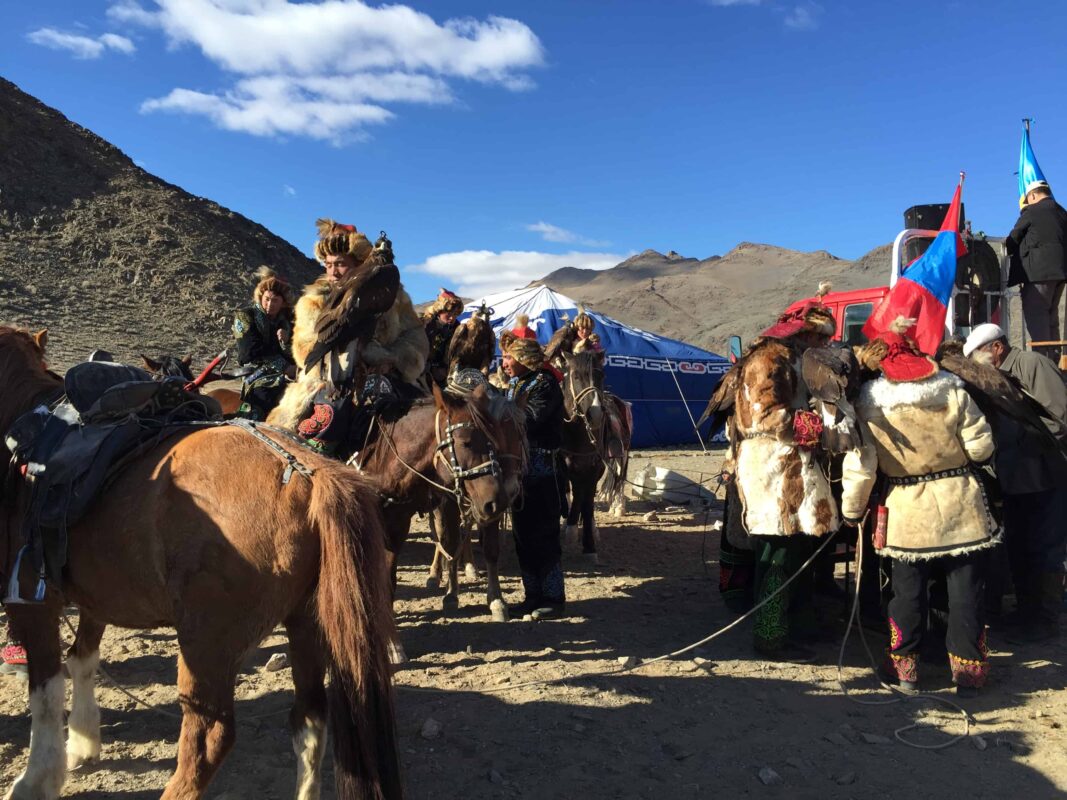 TRAVEL VISUAL DIARY EAGLE HUNTERS INSIDE NAADAM FESTIVAL 21