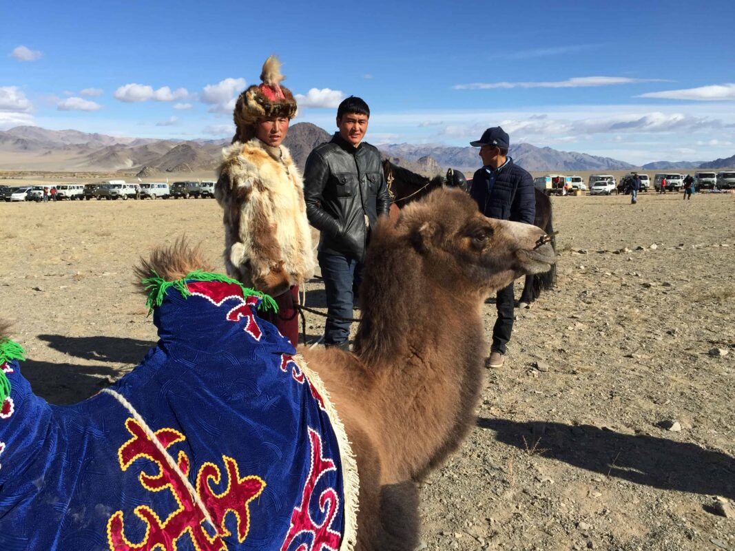 TRAVEL VISUAL DIARY EAGLE HUNTERS INSIDE NAADAM FESTIVAL 26